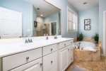 Sunset Island 5 Beachside Mews Third Level Master Bathroom